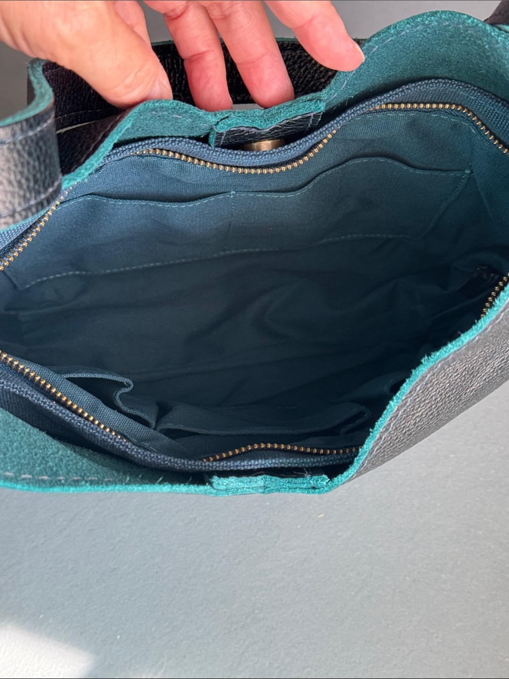 Portland Leather Black Shoulder Bag with Teal Interior - Picture 10 of 11